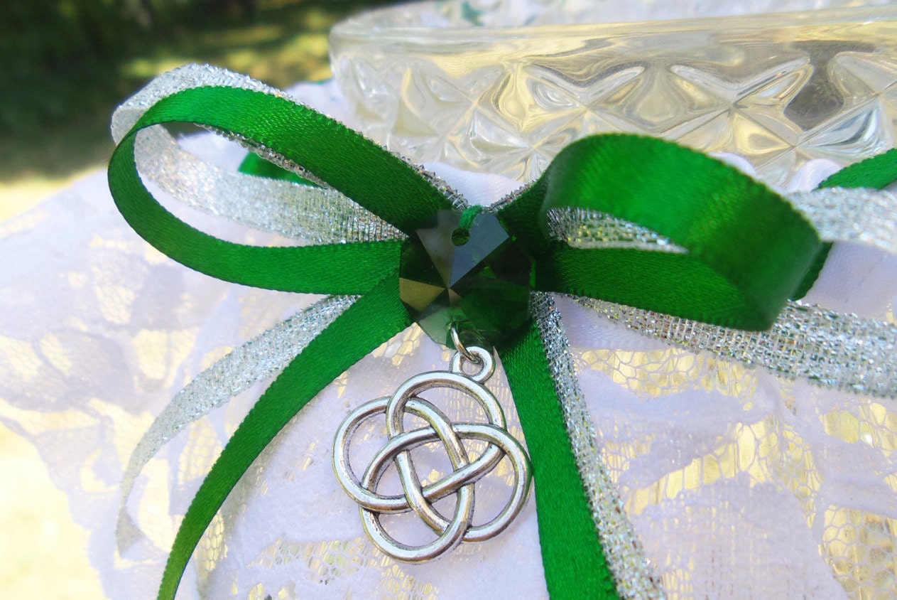 Green Celtic Know Irish Wedding Garter