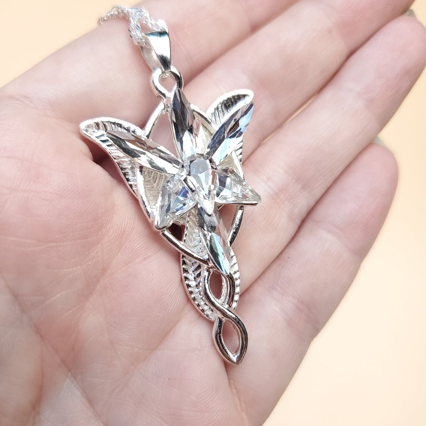 Elf Star Necklace: A Sparkling Symbol of Elven Grace and Love