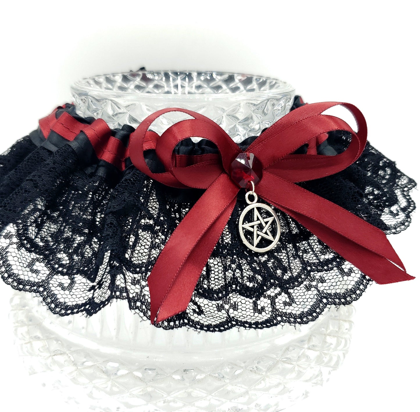 Vampire Wedding Garter in Red & Black